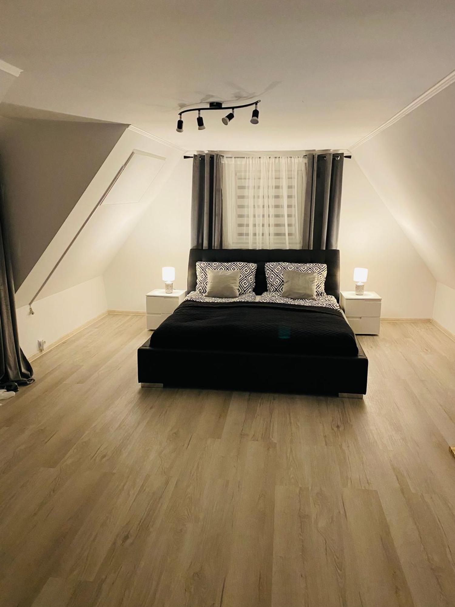 Apartamenty Pod Wieza 1 Ольштынек Экстерьер фото