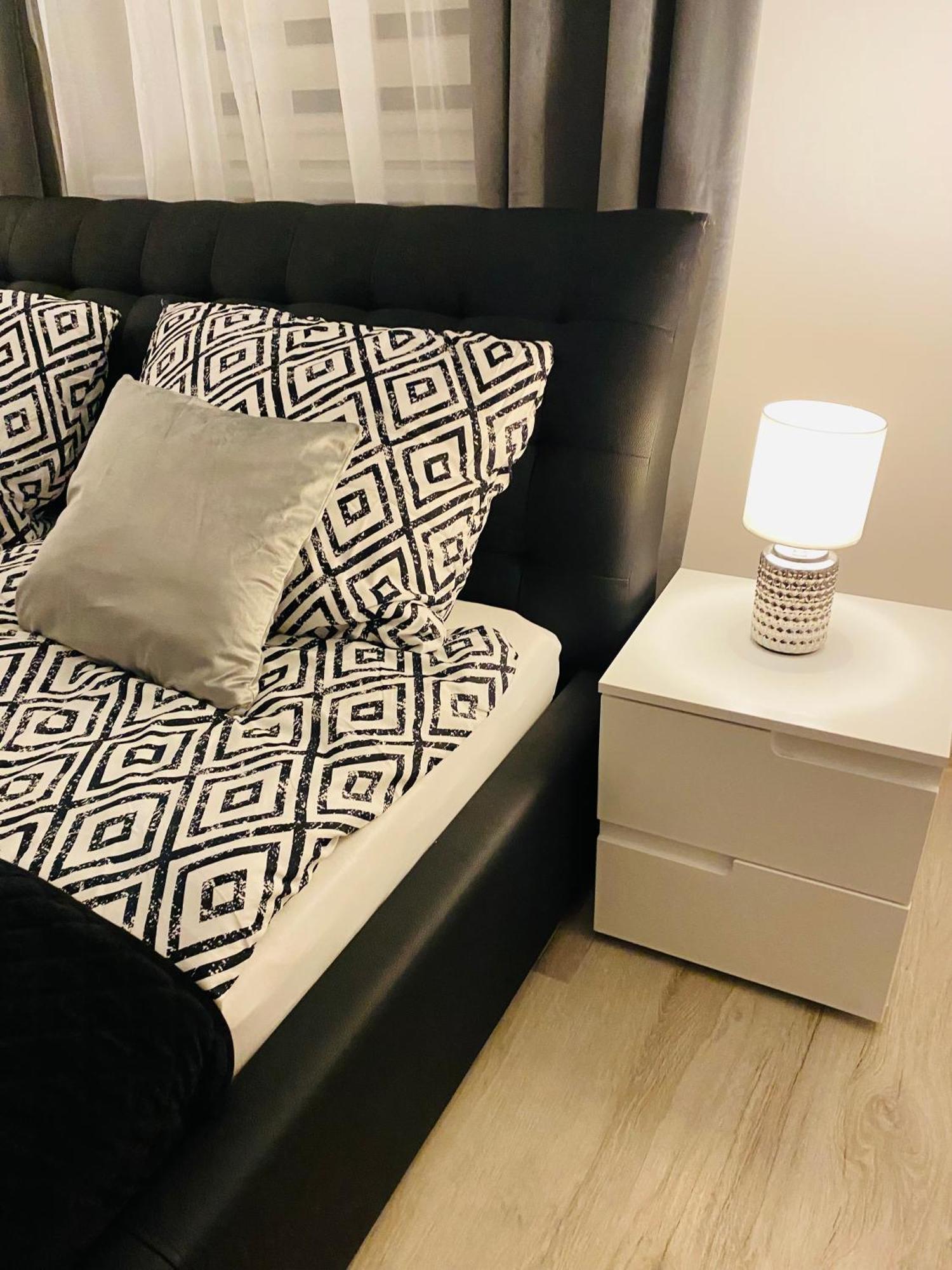 Apartamenty Pod Wieza 1 Ольштынек Экстерьер фото